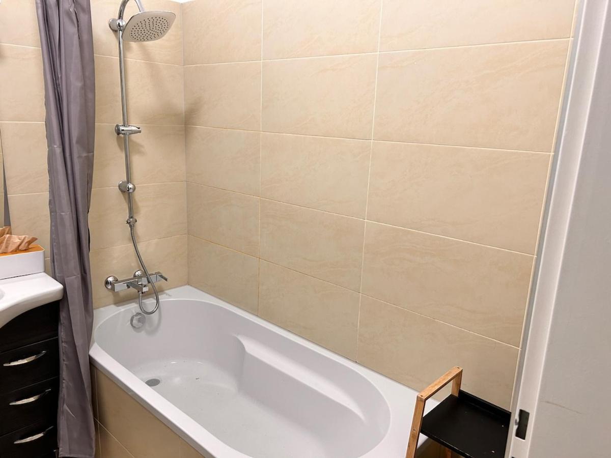Spacious Central 4-Room Suite For 6 - Near Subway Vienna Luaran gambar