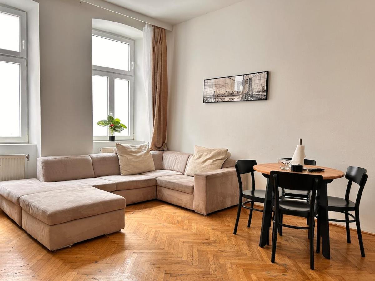 Spacious Central 4-Room Suite For 6 - Near Subway Vienna Luaran gambar